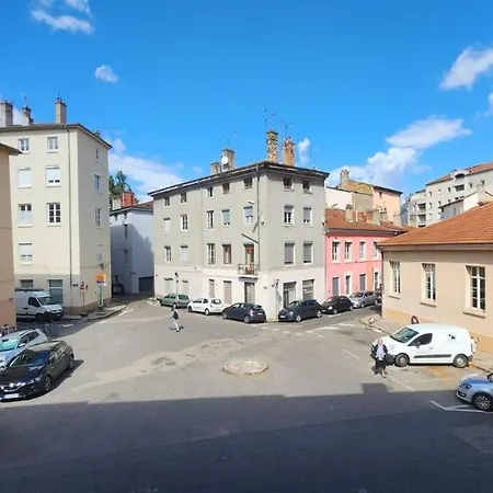 Duplex Cosy-wifi-parking-netflix-lyon 9